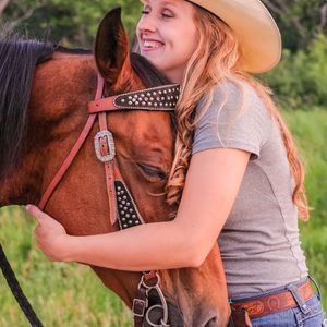 Meet your Posher, Isabelle